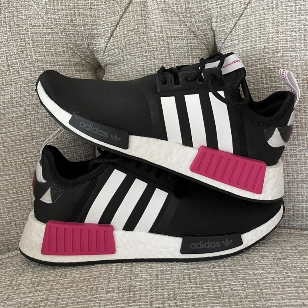 adidas x Marimekko NMD R1 Laine Wave women’s size 10